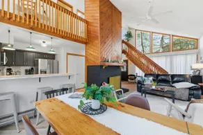 Modern Poconos Home, 3br2ba, Hottub Screened Porch - Image 3