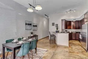Hidden-Gem 2B Towhhouse in Springfield Close to DT and Stadium! - Image 4
