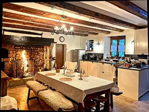 Large family gîte in Auvergne, 5 bedrooms, linen included, sleeps 12, - Image 3