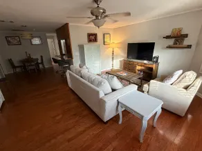 3 bedroom 2 bathroom central bungalow - Image 2