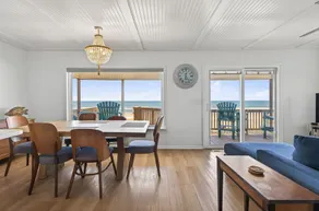 Catch A View - Oceanfront Home - Image 3
