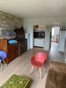 Beautiful 40 m2 2-room, free parking + near metro + park view - Image 3