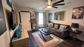 Cozy & Chic Home Near Camp Lejune & Beaches - Image 2