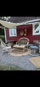 Cozy cottage in beautiful surroundings - Image 2