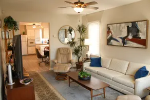 Best stay for Brewers/AmFam private home w/parking - Image 3