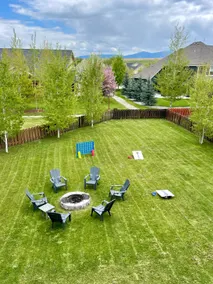 Large home w/ hot tub, cinema, bar/game room - Image 2