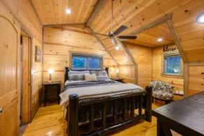 Stonewood Cabin | Hot Tub | Walk to Breweries - Image 5