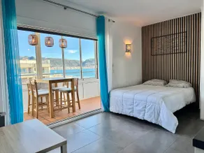 Studio Roses Beach - Image 3