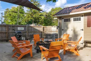 L2 5BR Home | Fire Pit & Fenced Yard Near Beach - Image 2