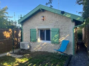 2-bedroom house with private garden - Image 3