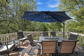 lakes/ 2 kayaks/new Hot-tub/2 BBQ(1 hibachi) AC - Image 2
