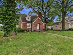 Brick B&B - 3Bed 2Full Bath! Downtown Edwardsville - Image 3