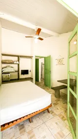 Ilhabela Chales - Image 4