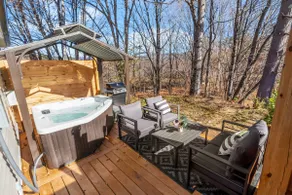 Cozy Cabin Hot tub PetFriendly near Loon&owls nest - Image 2