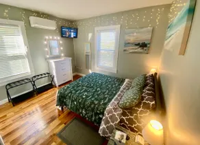 ⭐The Rhody Retreat⭐ Minutes from Downtown ⭐Modern, Spacious, Highly Rated!!!⭐ - Image 4