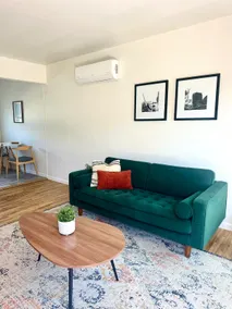 Modern Coastal Apt • 10 Min to LAX & Beach/Laundry - Image 2