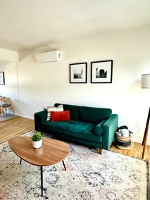 Modern Coastal Apt • 10 Min to LAX & Beach/Laundry - Image 4