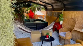 temple & A/C glamping under a 120 y/o oak tree - Image 3