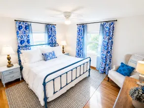 The Happy Hour Cottage | Walk to Downtown! - Image 3