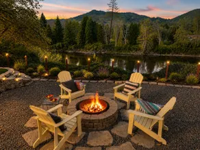New - Down By The Rogue River - With Fire Pit - Image 2