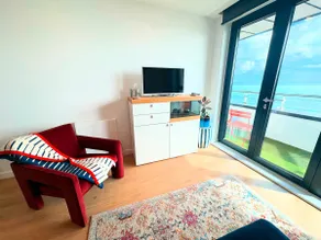 Stunning beach front 1bed apartment with sea views - Image 5