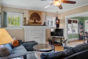 Artsy/ Zen Bungalow W. Asheville - walk to coffee shops, restaurants, bars, park - Image 3