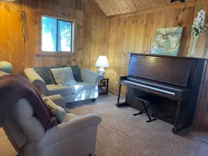 Cozy Cottage off Salmon River Tributary, in Town - Image 5