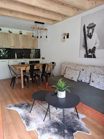 Duplex + heated pool + closed parking - Image 2
