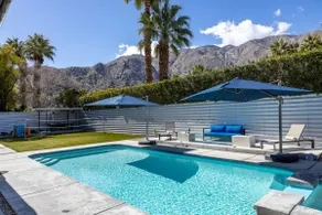 Far Far Away in Vista Las Palmas–Resort Pool Home - Image 5