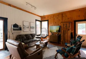 Private Catskill Getaway | HotTub w/ Mountain View - Image 3