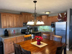 Woodson Bend Gorgeous Lake View Condo First Floor - Image 4