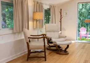 Garden studio with private entrance - Image 2