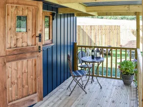Keldholme Shepherds Hut - Uk37158 - Image 2