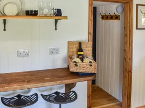 Keldholme Shepherds Hut - Uk37158 - Image 4