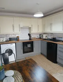 A charming town house situated close to the sea. - Image 4