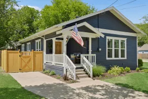 Birdsong Retreat - Historic + Modern + Walk to DT - Image 2