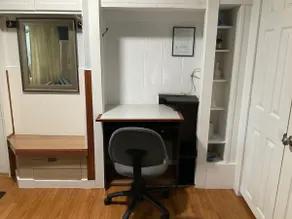 Comfy Cute lovely 1 BR 1 bed APT w/Private Access. - Image 3