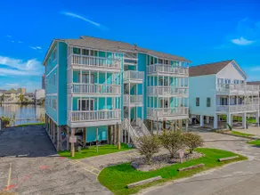 Cozy, family friendly, 2BR/2BA in Cherry Grove steps to the beach.  - Image 2