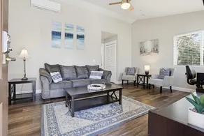 Private Home 1 bd, 1 ba, W/D & Private Backyard - Image 3