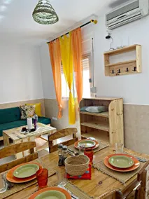 Vintage Apartment - Image 2
