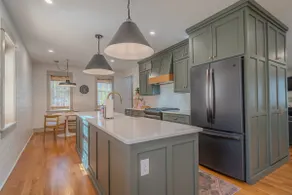 3-Bedroom 🔸 Steps from Bucknell 🔸 Renovated - Image 3