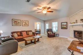 Welcoming Pensacola Home w/ Spacious Yard! - Image 4