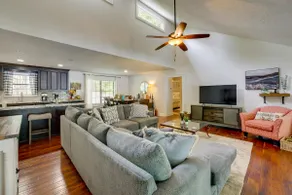 Pet-Friendly Lake Sinclair Home w/ Boat Dock! - Image 3