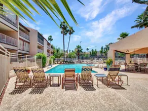 Royal Suite, Heated Pool & Spa 2 Bed 2 Bath - Image 2