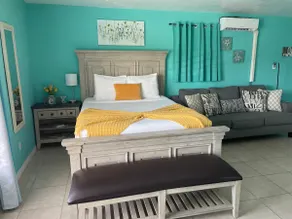 Villa Marta, entire guest suite - Near Beaches - Image 4