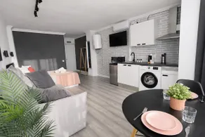 Modern and quiet 50 meters from the beach - Image 4