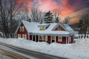Renovated, Historic 1843 Home next to Okemo & VAST - Image 2