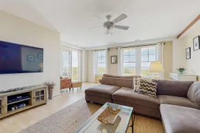 Stunning Bay-View Condo with Resort Amenities - Image 3