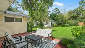 Cheerful and chic- newly renovated home 4br/3b - Image 3