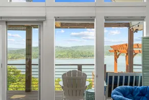 CharmingCottage-Rare Lake View-Nature Trail-HotTub - Image 4